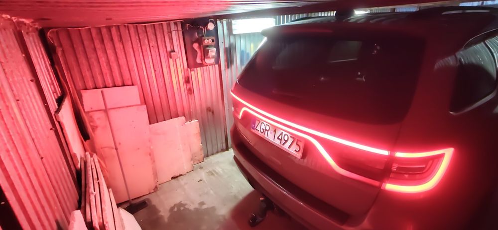 Sprzedam garaż blaszany 6x3 m | Prąd, wylewka, teren strzeżony | ul. 26 Kwietnia / ZUT - Więcej