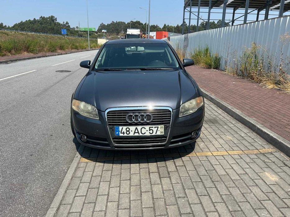 Audi A4 B7 Dois mil TDI