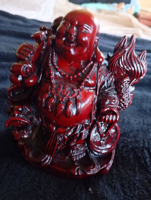 Conjunto de chávenas em porcelana fina, com base em estanho.