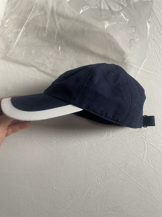 Czapka z daszkiem Lacoste granatowa