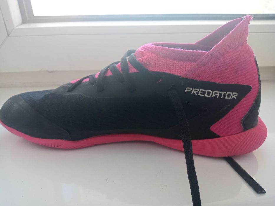 Halówki adidas predator rozm 36