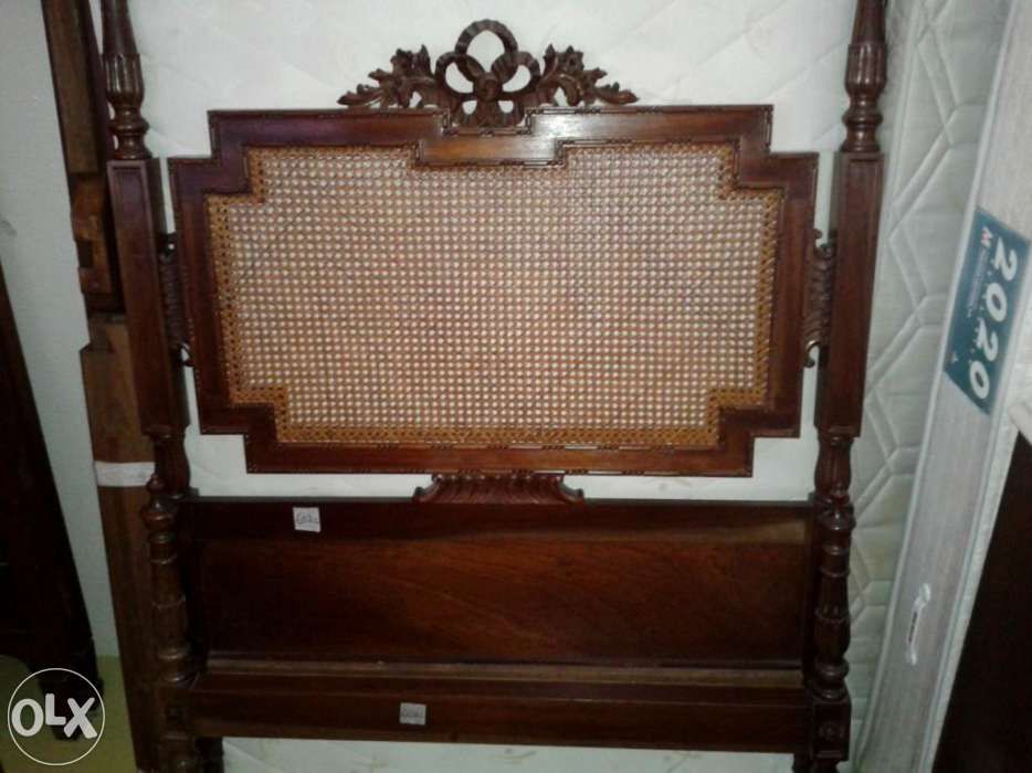 Cama Solteiro Palhinha