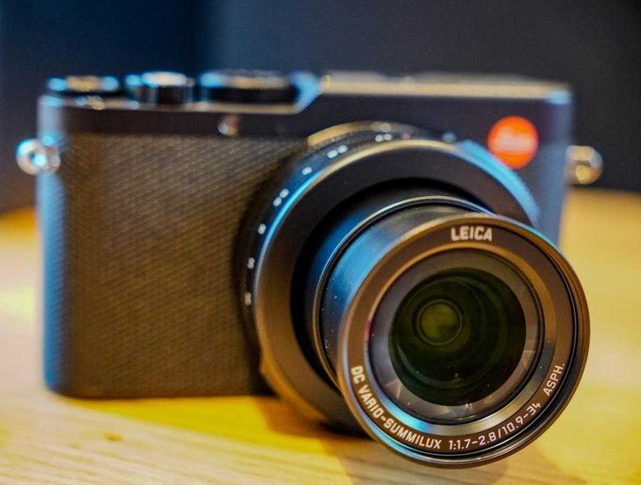Leica D-lux 8, como nova