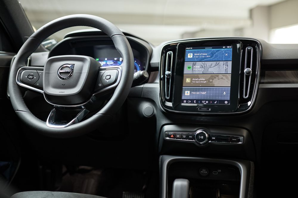 Volvo EX40
