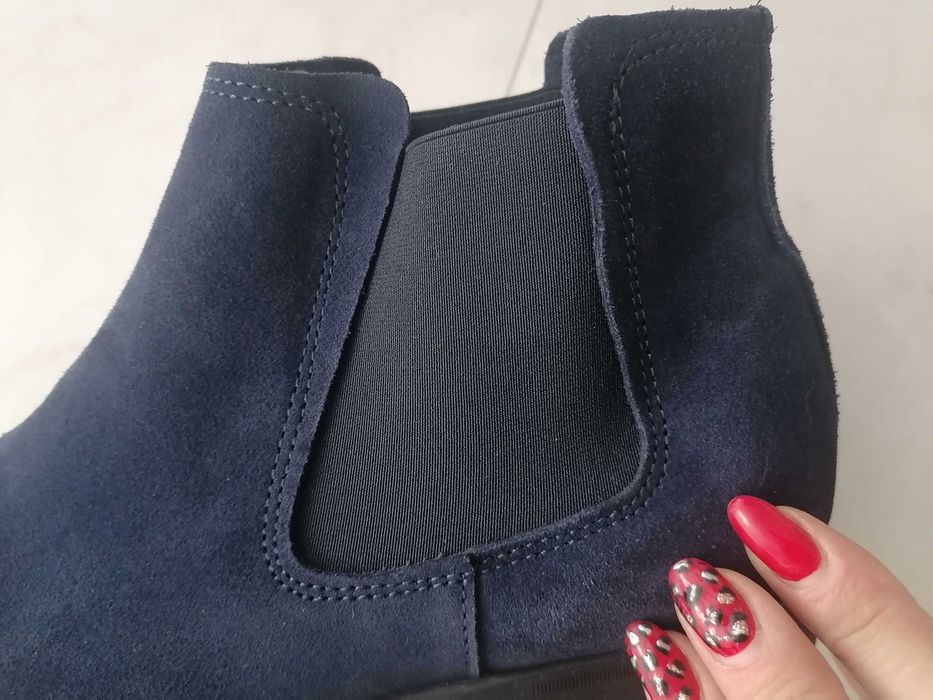 Sztyblety rozm 42 granatowy nabuk unisex