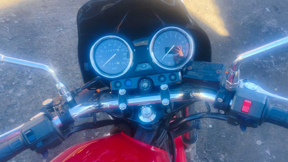 Продам мотоцикл Kawasaki Er5