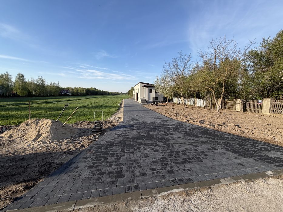 Kompleksowe Układanie Kostki Brukowej