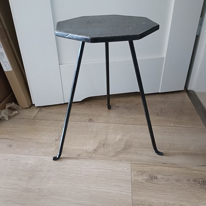 Taboret kwietnik krzesło metalowe nogi