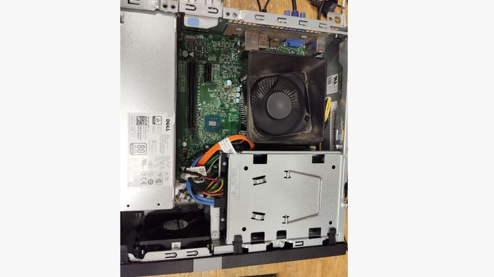 Komputer Dell Vostro 3250 i5 6500, 12GB RAM, DYSK SSD 250GB sprawny