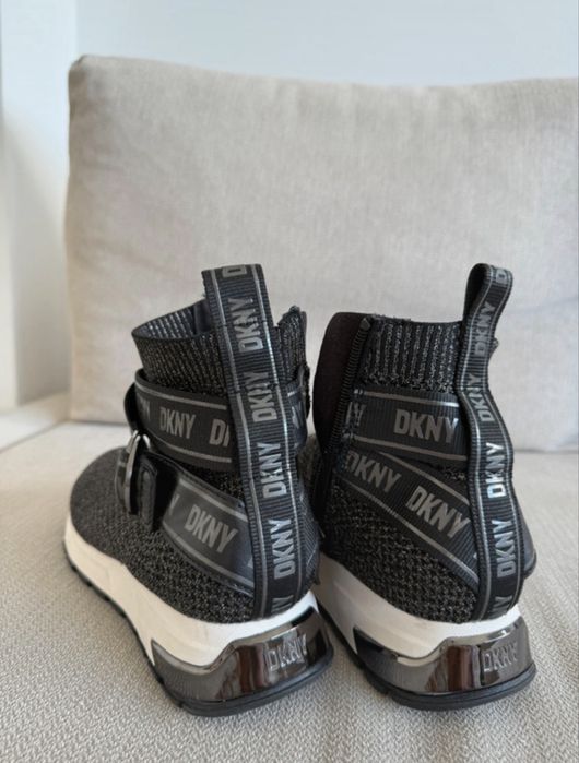 Ténis Bota DKNY originais NOVOS