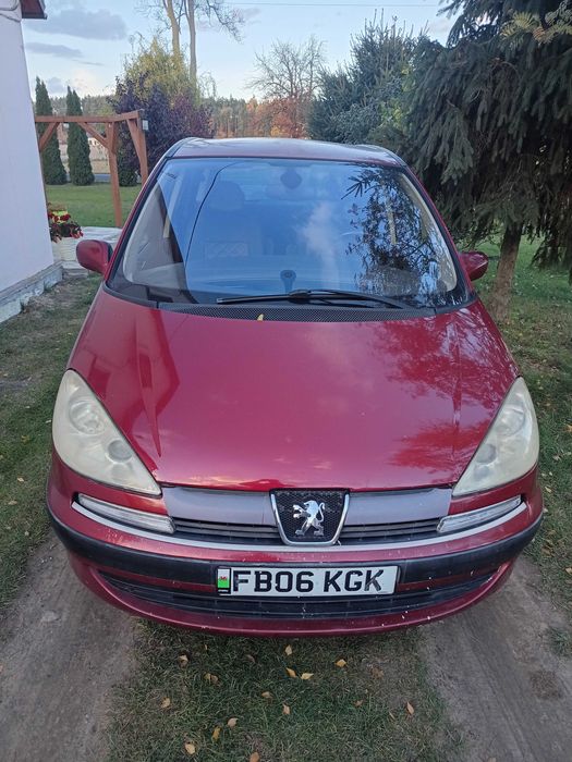 Peugeot 807