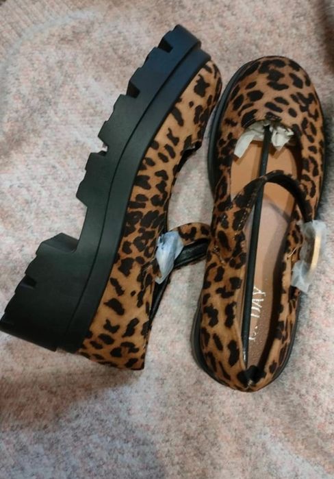 Buty rozmiar 39 nowe