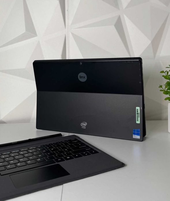 Планшет 2-в-1 Linx 12V64EDU / Atom x5-Z8330 / 4GB / 64GB / 12" Full HD Touch
