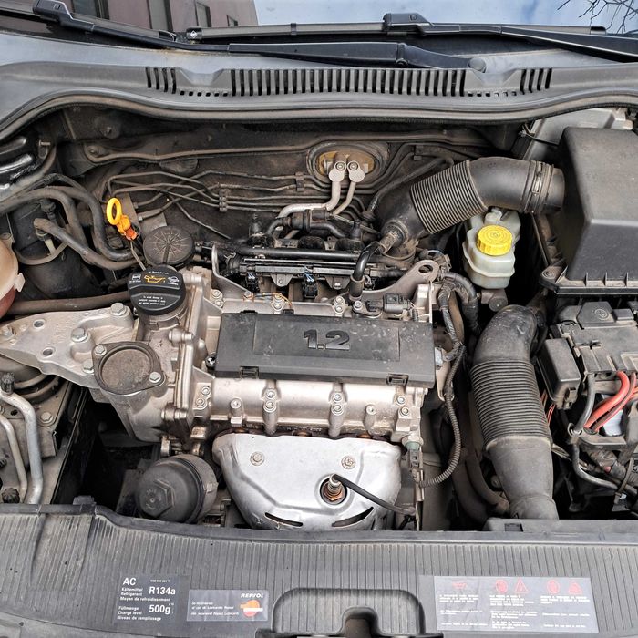 Carro em bom estado e economico