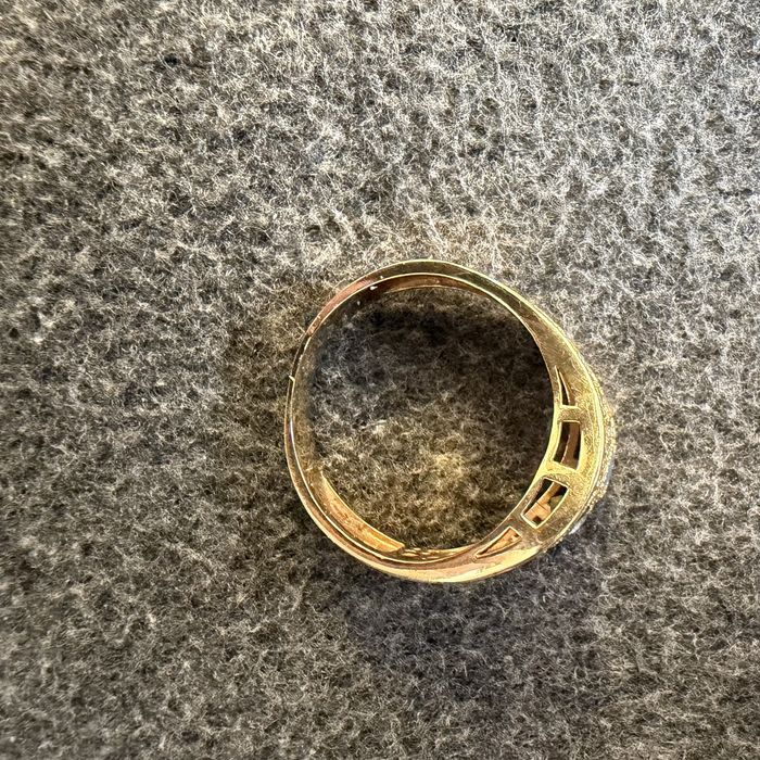 Piekny pierscionek zloty 585 - 5,43g