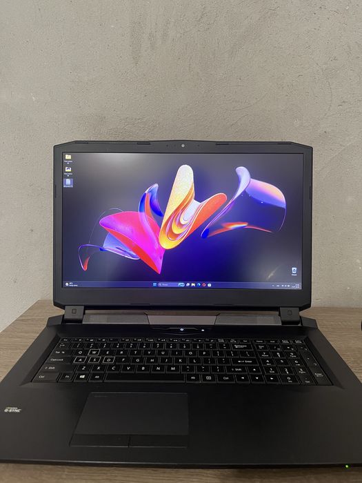 Ігровий ноутбук Clevo P7xxDM3(-G) | i7-7700K | GTX 1070 8GB | 16GB RAM | SSD 1TB