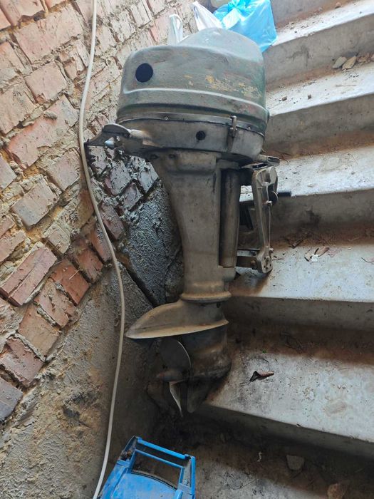 Продам лодку с двумя моторами