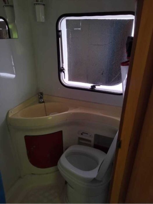 Autocaravana Fiat 2.3JTD, 2005, compacta 5.6m, AC's, muitos extras