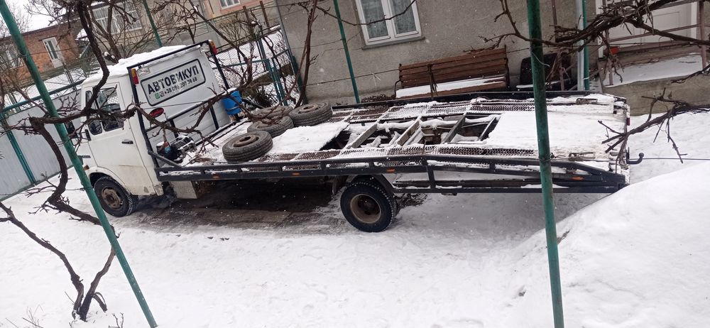 Послуги евакуатора Тячів