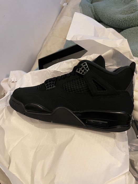 Air Jordan 4 Retro