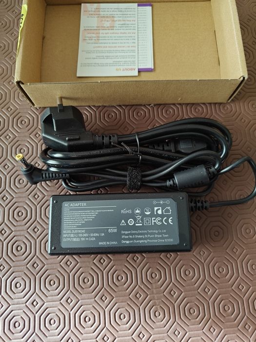 Carregador de portátil de 65w