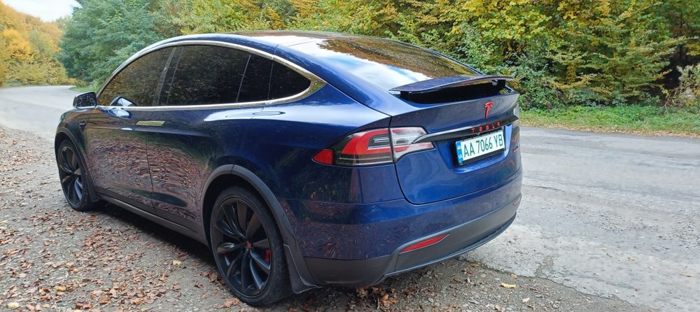 Tesla X Performance Ludicrous 100