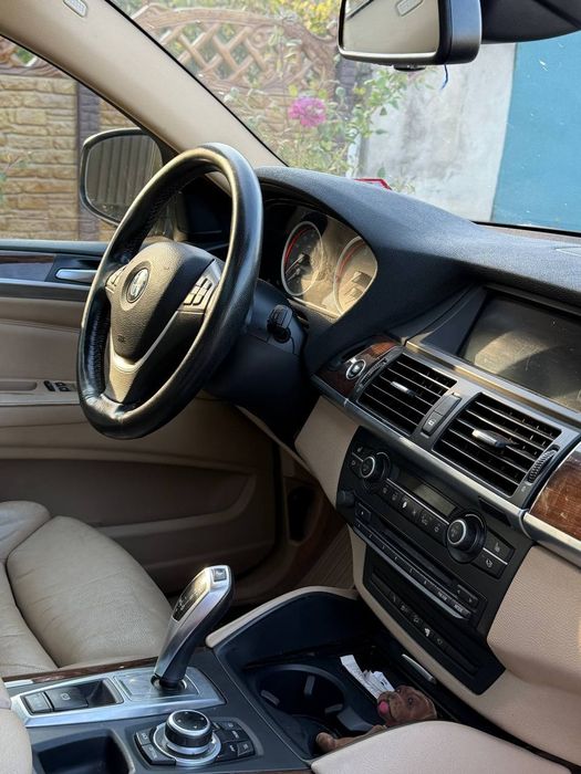 Продам BMW X6 E71