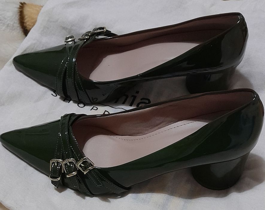 Sapato de Verniz