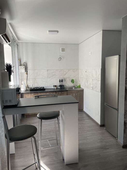 Здам однокімнатну квартиру студію подобово