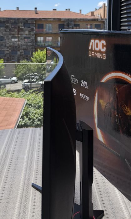 Monitor AOC FHD Curvo 32’