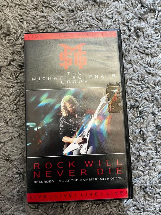 Cassetes dos The Michael Shenker Group