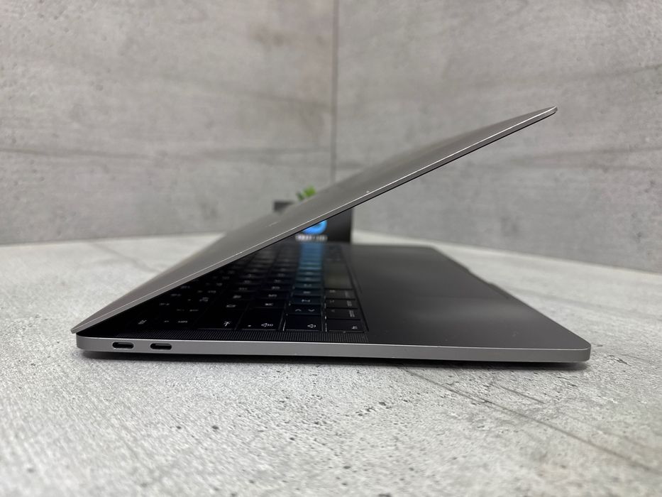 Ноутбук Apple MacBook Pro A1708/2k retina/8gb ddr3/128gb ssd/Intel i5