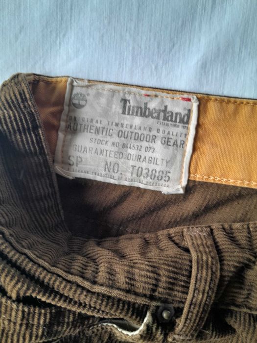 Sprzedam spodnie męskie sztruksowe TIMBERLAND