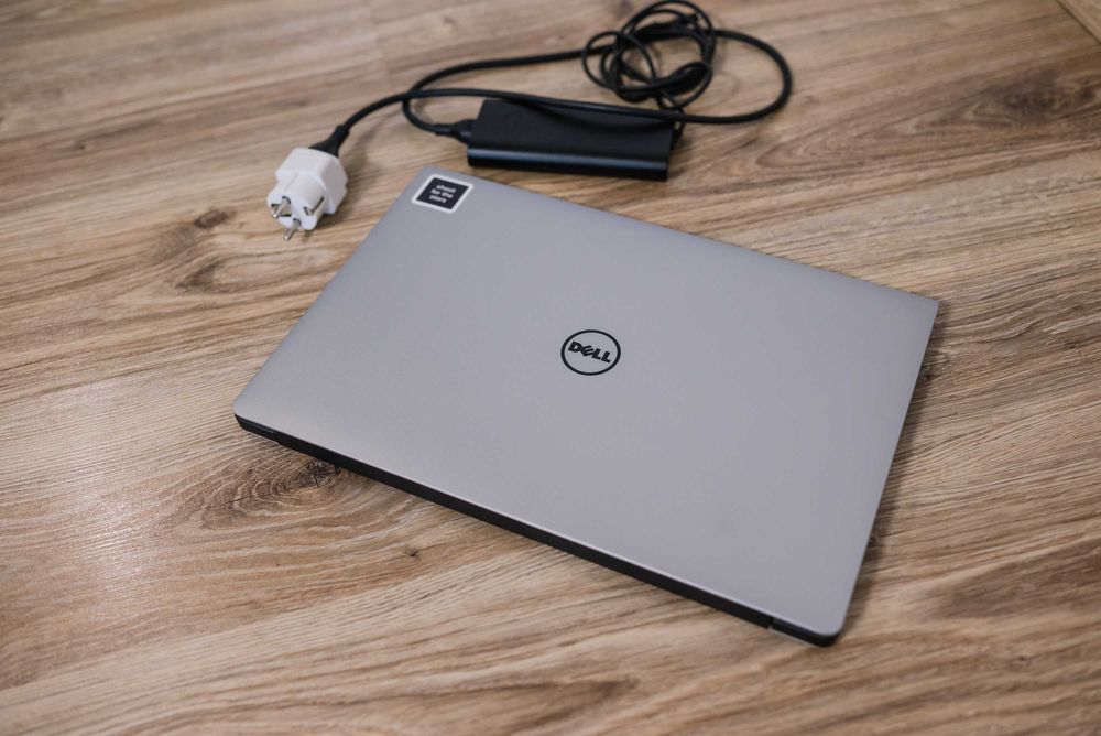 Dell Preсision 5520 IPS FHD 15.6 Xeon E3-i7/16Gb/256Gb/ відеокарта 4gb