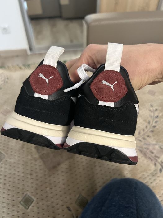 Продам кросівки PUMA R22