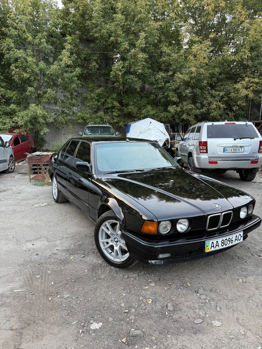 BMW E32 M30B35 ZF4HP-22/БМВ Е32
