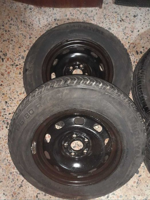 Conjunto de Jantes com pneus