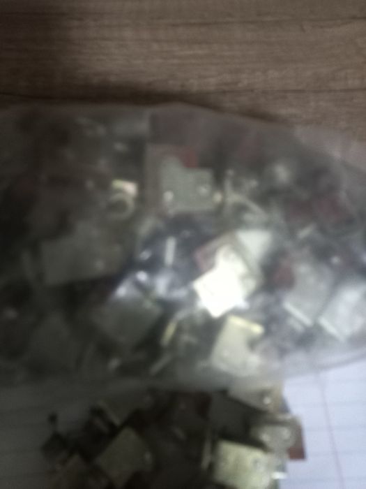 Продам перемикачі