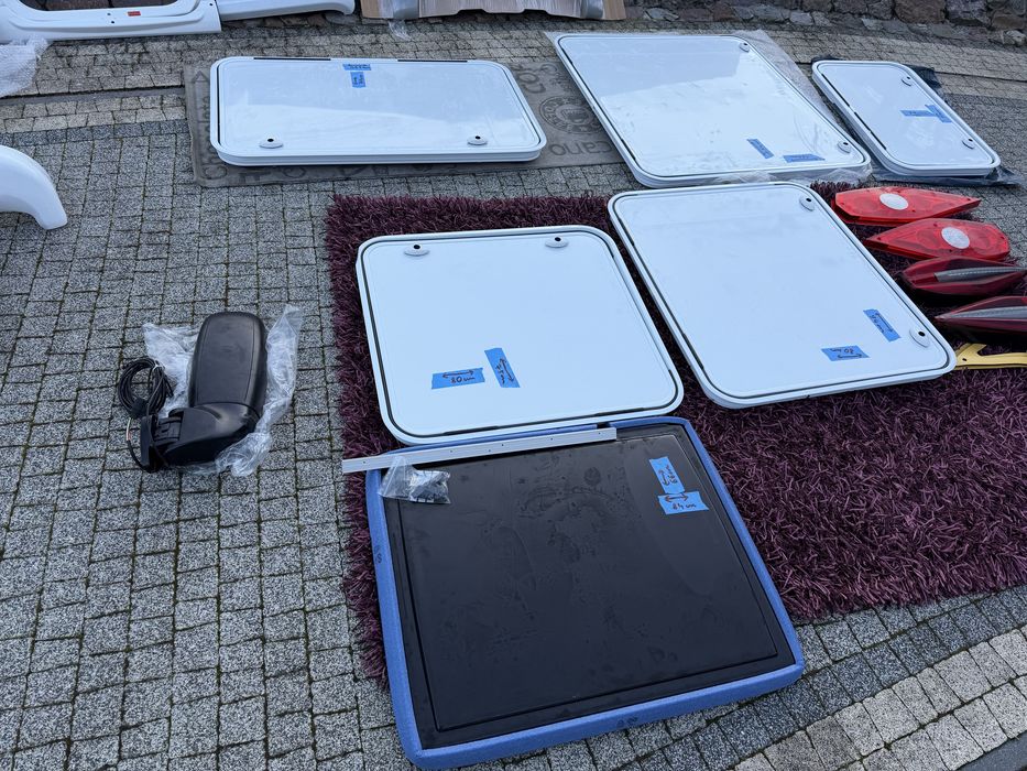 Kamper zderzak,lampa,nadkole,knaus