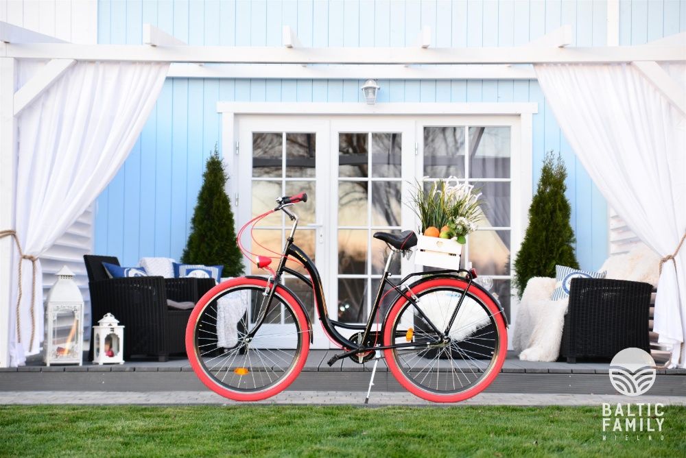 Domki nad Morzem z Basenem Wielkanoc Wakacje Wczasy Noclegi Mielno Bon