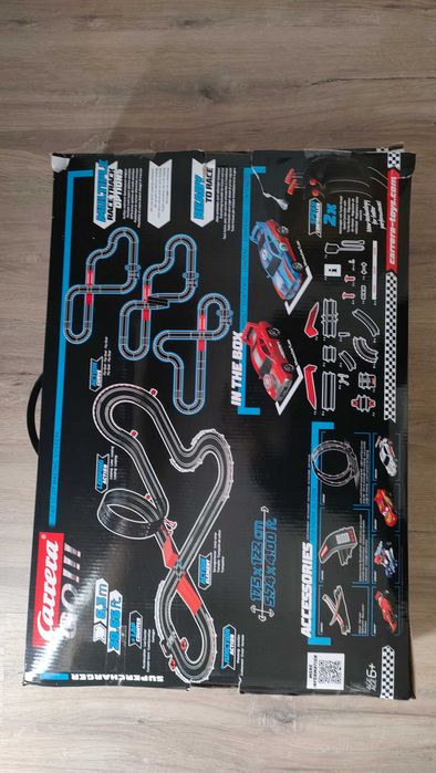 Pista de Carros Telecomandados CARRERA TOYS Smoking Tires