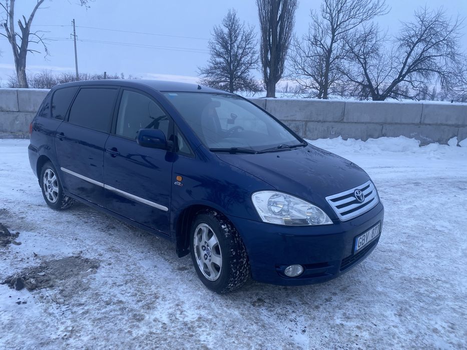 Продам Toyota Avensis