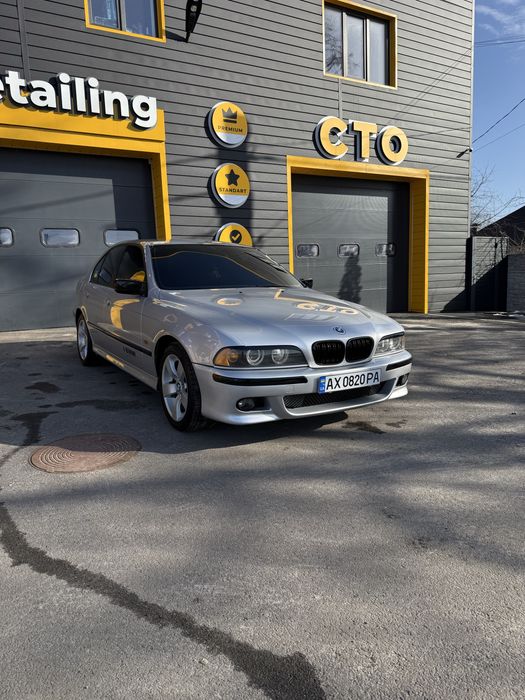Продам бмв е39 2001год
