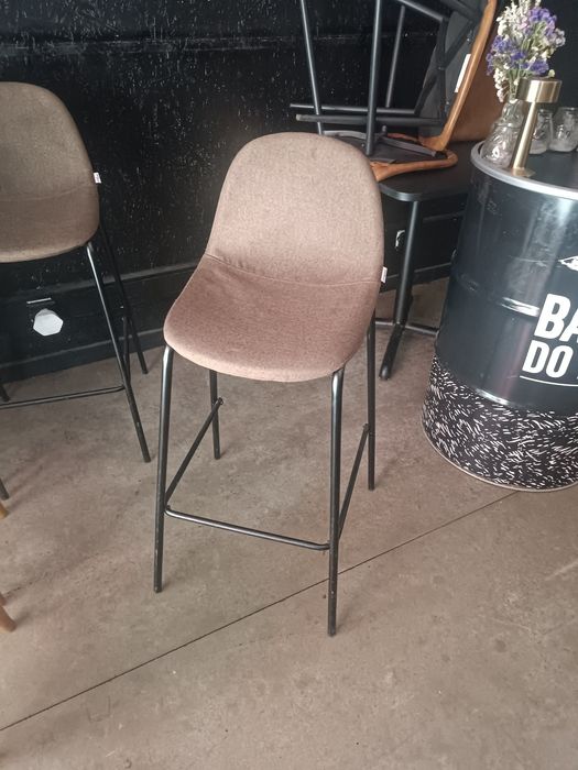 Bancos altos 10 unidades