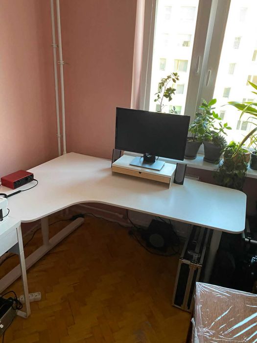 Biurko narożne lewe Ikea Bekant, regulowane