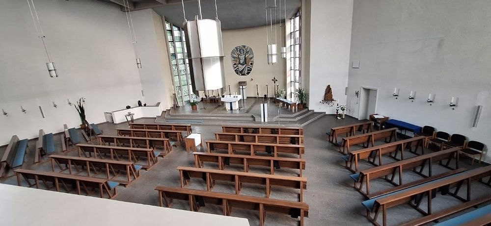 Solidne ławki drewniane, drewno lite ławka duża ilość  do koscioła do