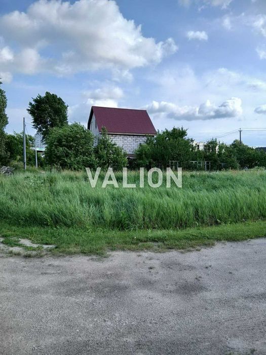 Продам будинок на 10 сот.Троєщина.вул. М.Смотрицького( Пожарського )