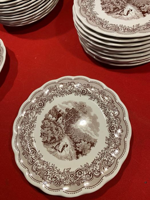 Serviço de Pratos Vintage "Swiss Landscape" – Cerâmica Italiana Fontebasso (22 Peças)