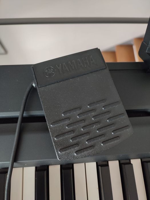 piano Yamaha P-35 88 teclas