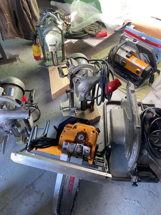 Strug ciesielski dłutownica Łańcuszkowa  frezarka piła taśmowa cieśla